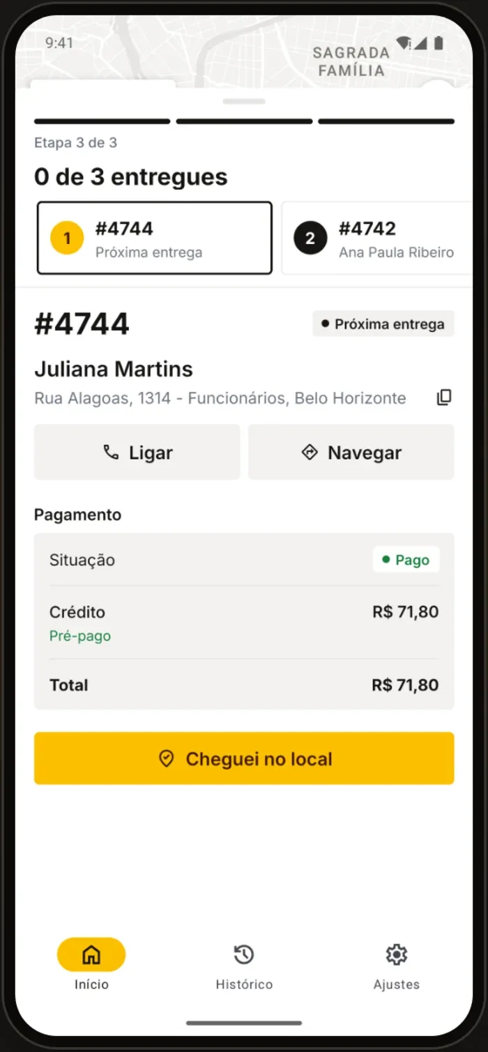 App screen with the next delivery, call and navigate buttons, and the payment